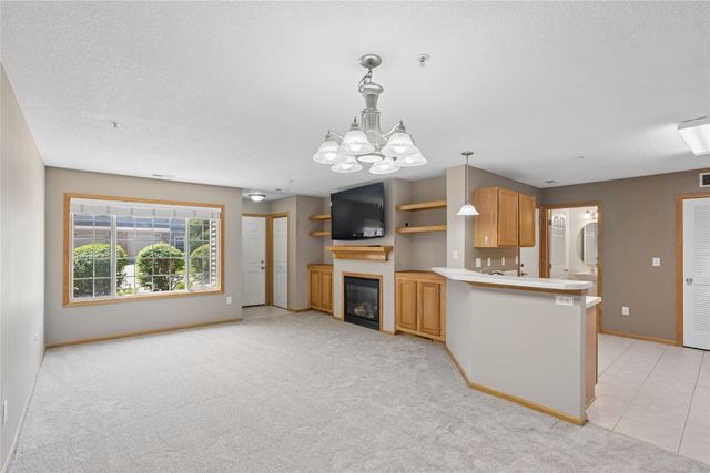 8610 Ep True Parkway 6003, West Des Moines, IA 50266