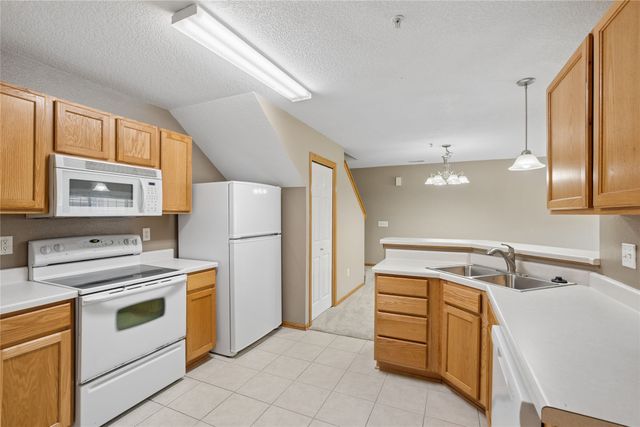 8610 Ep True Parkway 6003, West Des Moines, IA 50266