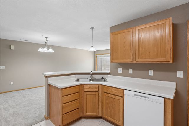 8610 Ep True Parkway 6003, West Des Moines, IA 50266
