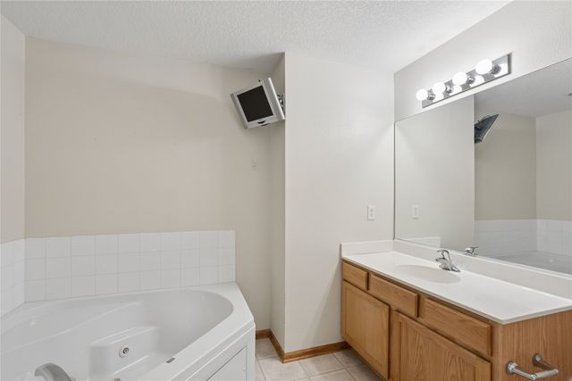 8610 Ep True Parkway 6003, West Des Moines, IA 50266
