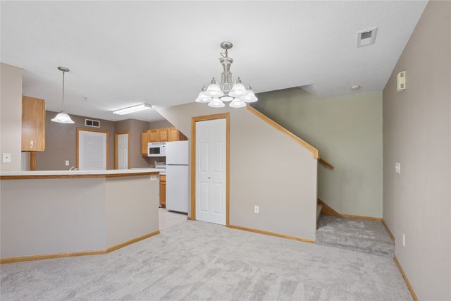 8610 Ep True Parkway 6003, West Des Moines, IA 50266