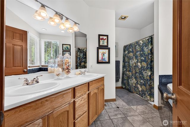 3881 Seabeck Hwy NW, Bremerton, WA 98312
