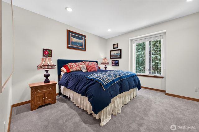3881 Seabeck Hwy NW, Bremerton, WA 98312