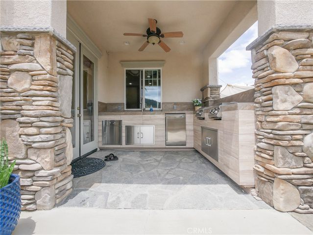 8421 Sunset Rose, Corona, CA 92883