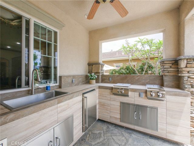 8421 Sunset Rose, Corona, CA 92883