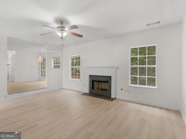 327 Ermines Way, Mcdonough, GA 30253