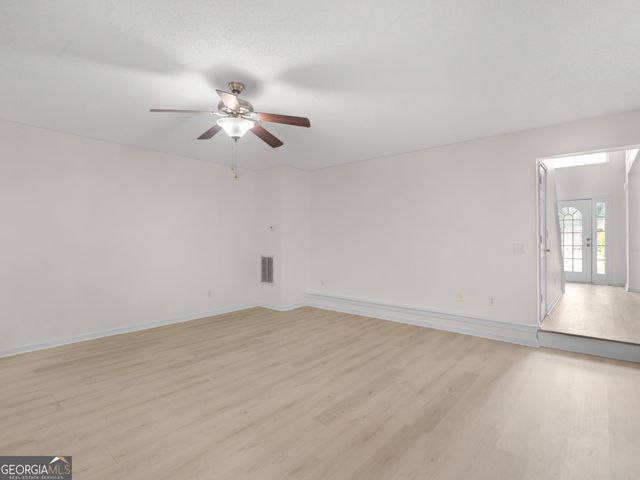 327 Ermines Way, Mcdonough, GA 30253