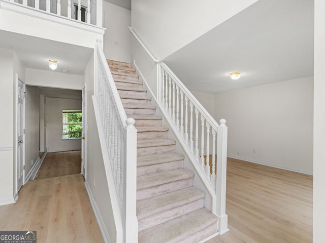 327 Ermines Way, Mcdonough, GA 30253