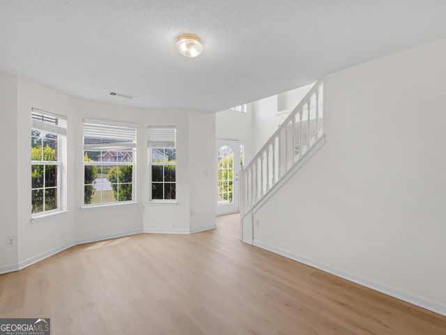 327 Ermines Way, Mcdonough, GA 30253