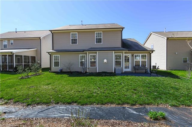 1460 Land Grove Drive, Kernersville, NC 27284