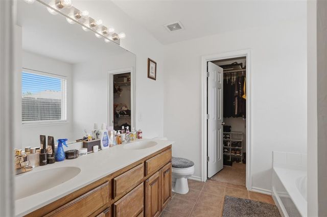 18205 Piedra Drive, Edmond, OK 73012