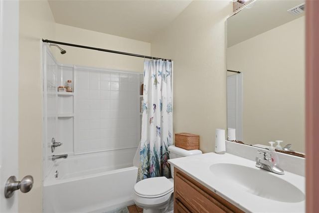 18205 Piedra Drive, Edmond, OK 73012
