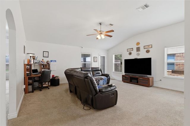 18205 Piedra Drive, Edmond, OK 73012