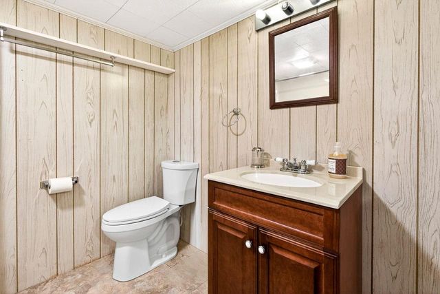3320 CRESTVIEW DRIVE, Appleton, WI 54915