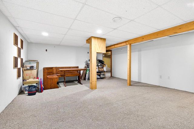 3320 CRESTVIEW DRIVE, Appleton, WI 54915