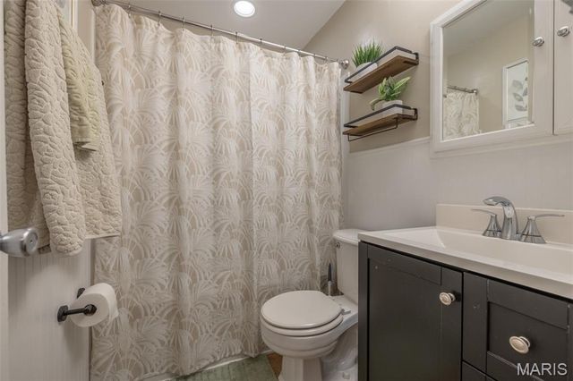 3212 Denton Lane, St Charles, MO 63301