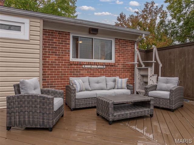 3212 Denton Lane, St Charles, MO 63301