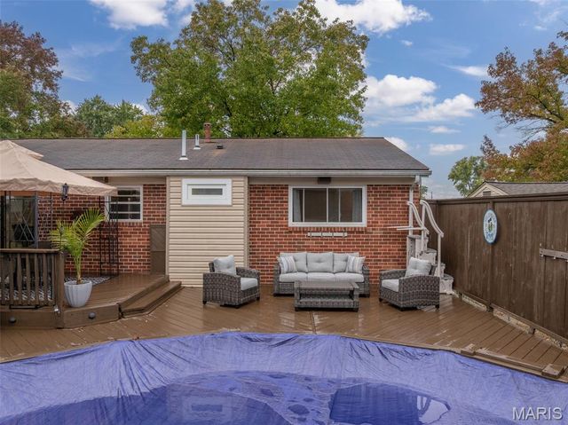 3212 Denton Lane, St Charles, MO 63301