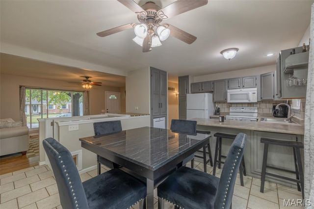 3212 Denton Lane, St Charles, MO 63301