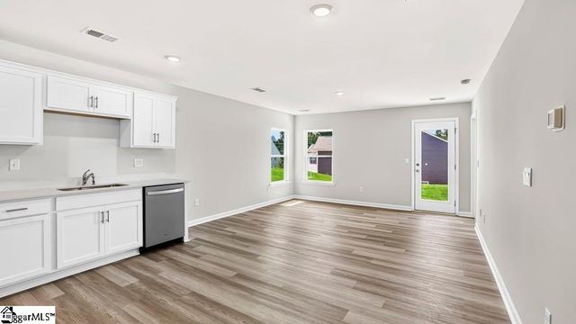 203 Strudwick Way, Piedmont, SC 29673