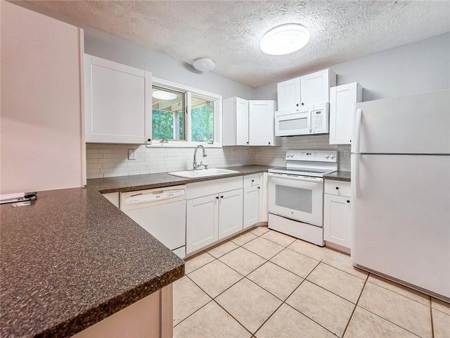 10 Old Griffin Road, Dallas, GA 30157