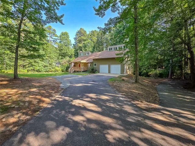 10 Old Griffin Road, Dallas, GA 30157