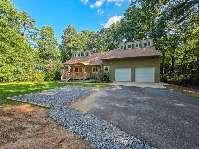 10 Old Griffin Road, Dallas, GA 30157