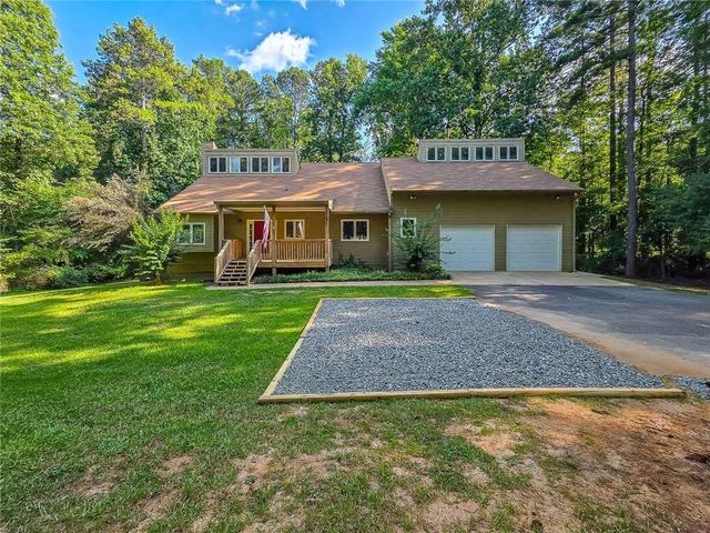 10 Old Griffin Road, Dallas, GA 30157
