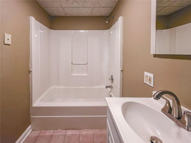 10 Old Griffin Road, Dallas, GA 30157