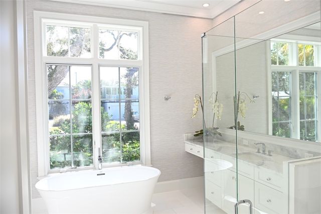 765 Azalea Lane, Vero Beach, FL 32963