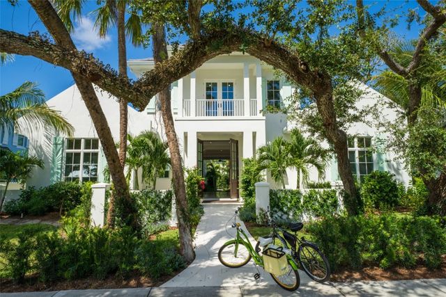 765 Azalea Lane, Vero Beach, FL 32963