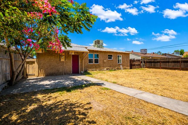 912 Turner St, Modesto, CA 95351