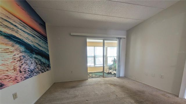 11620 PARK BOULEVARD 209, Seminole, FL 33772