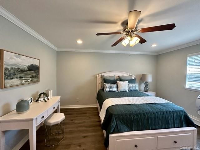 280 Bellmore Avenue 122, East Islip, NY 11730