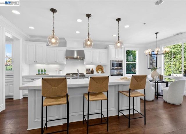 130 Tamarind Ln, Danville, CA 94526