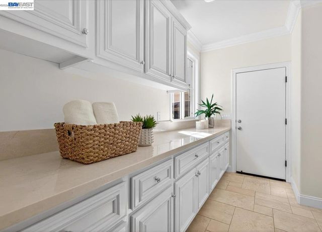 130 Tamarind Ln, Danville, CA 94526