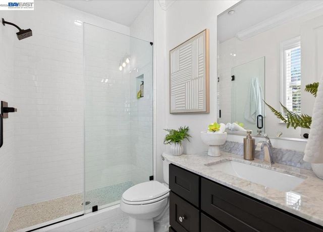 130 Tamarind Ln, Danville, CA 94526