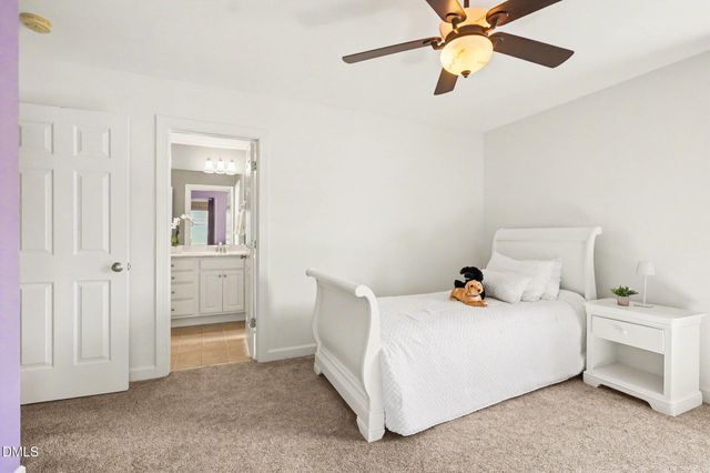 633 Lake Artesia Lane, Fuquay Varina, NC 27526