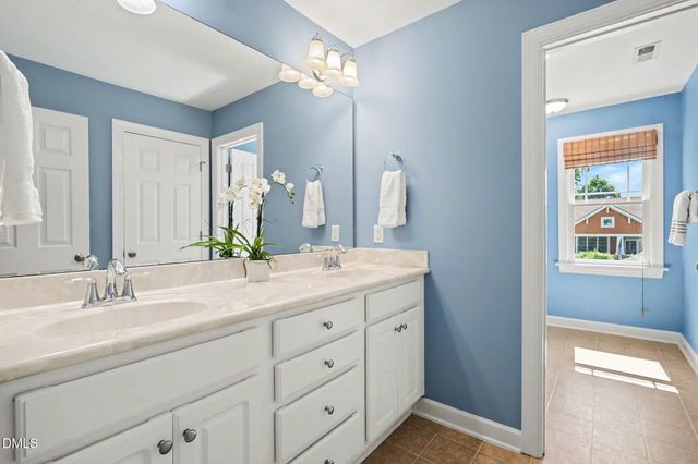 633 Lake Artesia Lane, Fuquay Varina, NC 27526