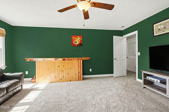 633 Lake Artesia Lane, Fuquay Varina, NC 27526