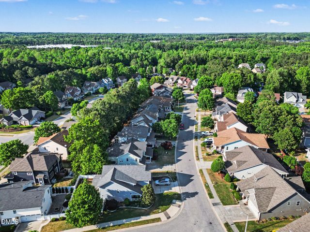 633 Lake Artesia Lane, Fuquay Varina, NC 27526