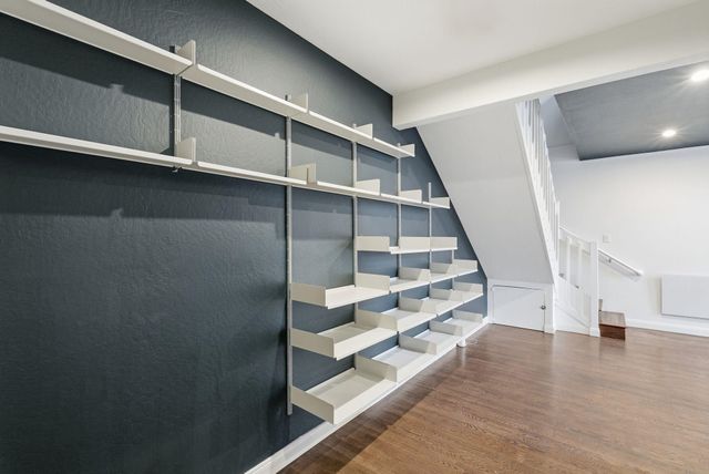 1004 9th Ave, Oakland, CA 94606