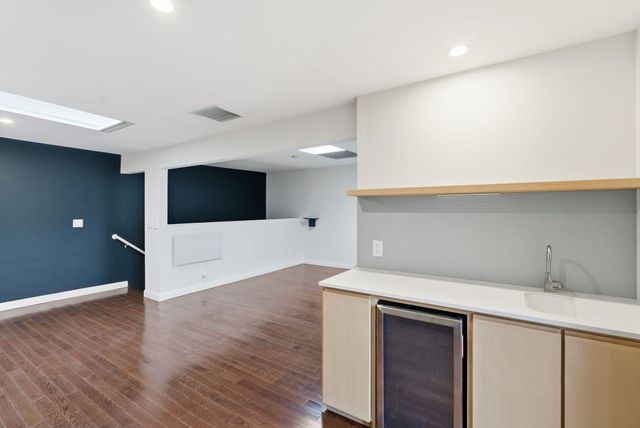 1004 9th Ave, Oakland, CA 94606