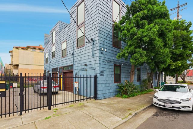 1004 9th Ave, Oakland, CA 94606