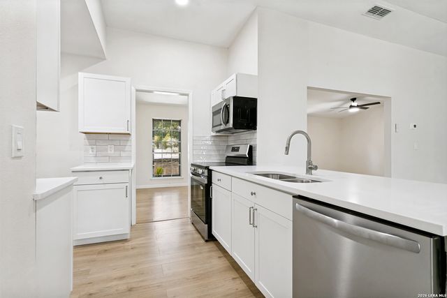 5806 ROYAL HVN, San Antonio, TX 78239