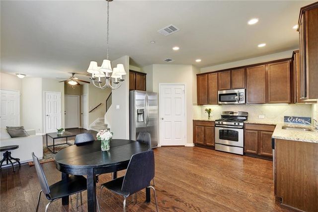 9201 Brodie LN 9402, Austin, TX 78748