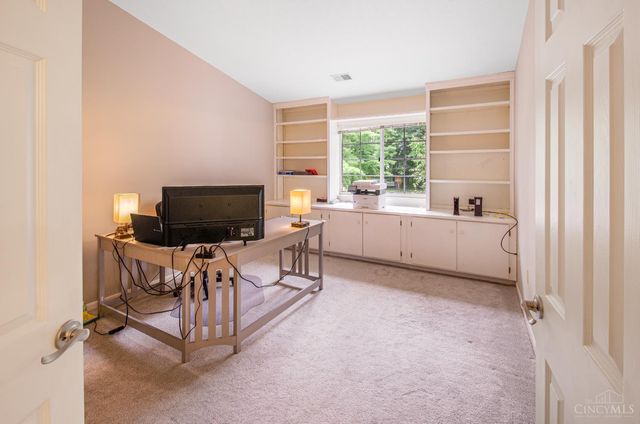 110 Carrington Lane, Loveland, OH 45140