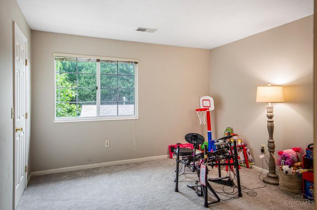110 Carrington Lane, Loveland, OH 45140