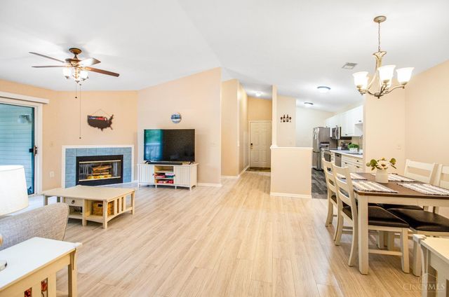110 Carrington Lane, Loveland, OH 45140