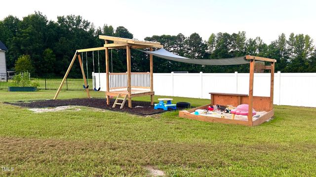 18 Pawnee Place, Willow Spring, NC 27592